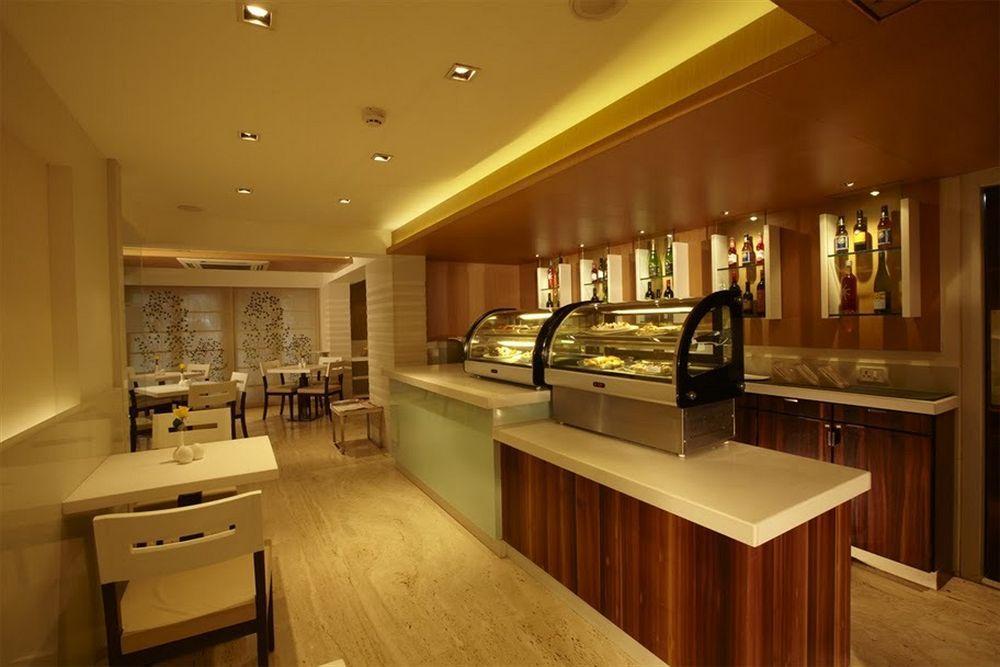 Hotel Bawa Continental Mumbai Eksteriør bilde