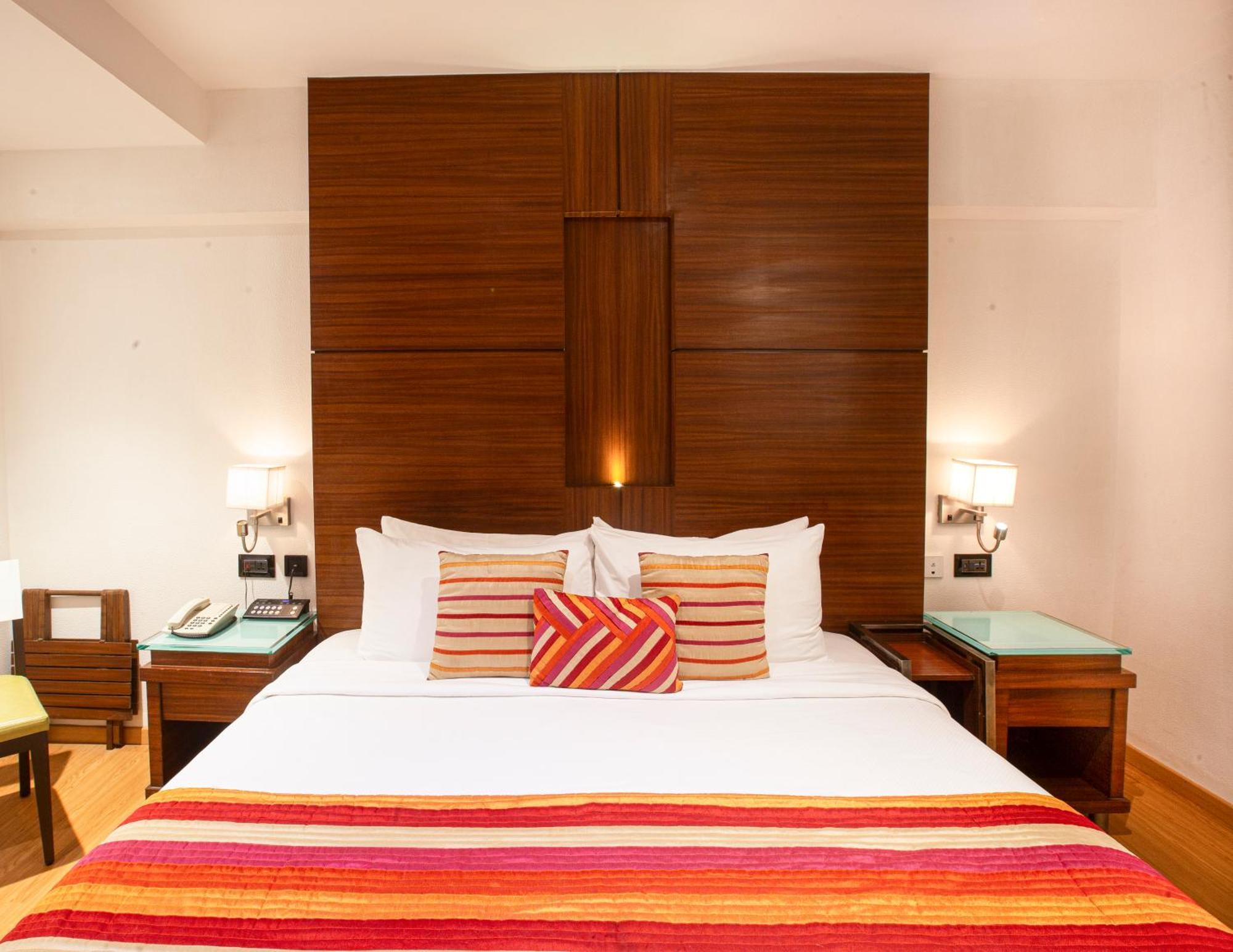 Hotel Bawa Continental Mumbai Eksteriør bilde