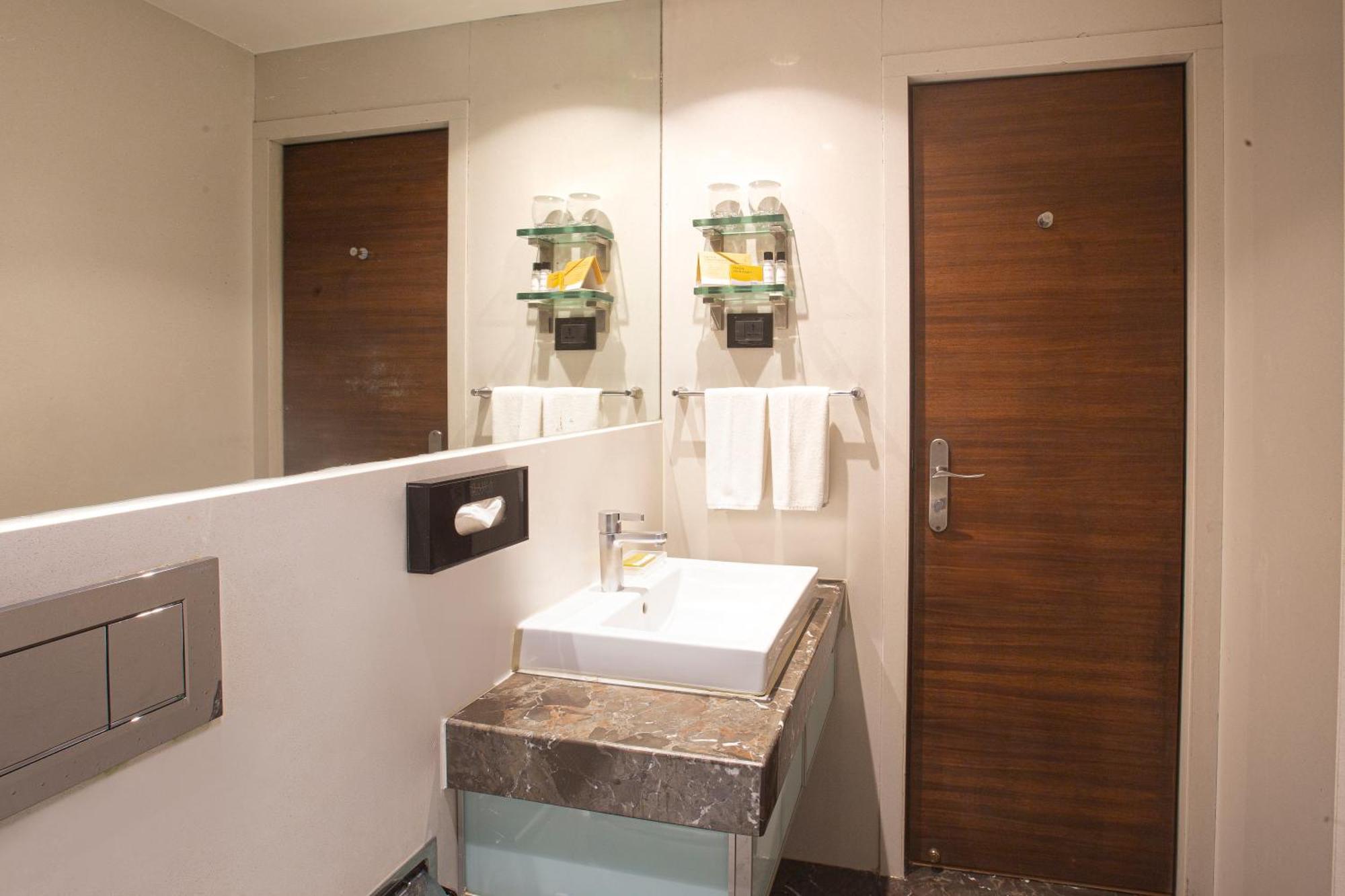 Hotel Bawa Continental Mumbai Rom bilde