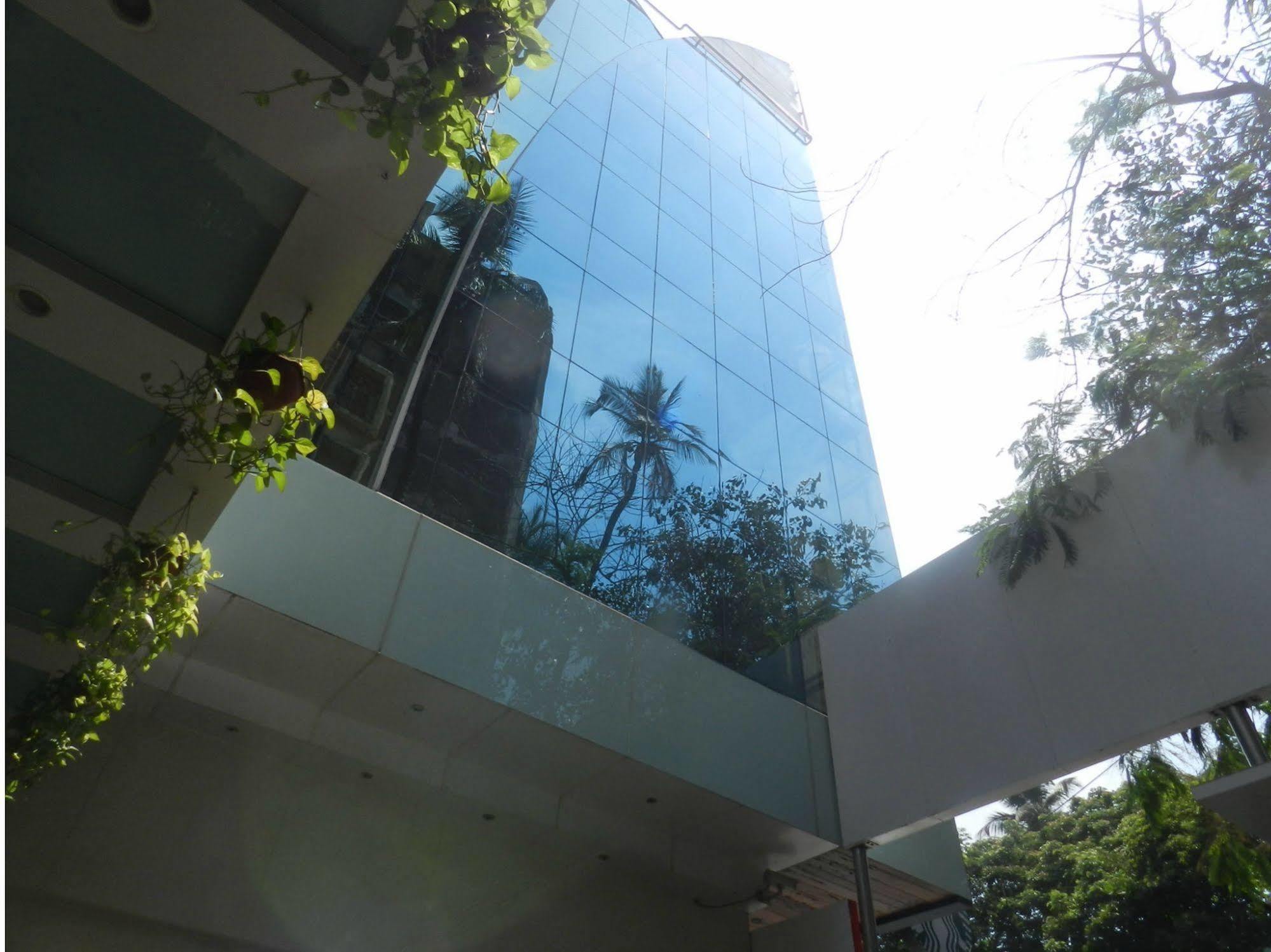 Hotel Bawa Continental Mumbai Eksteriør bilde