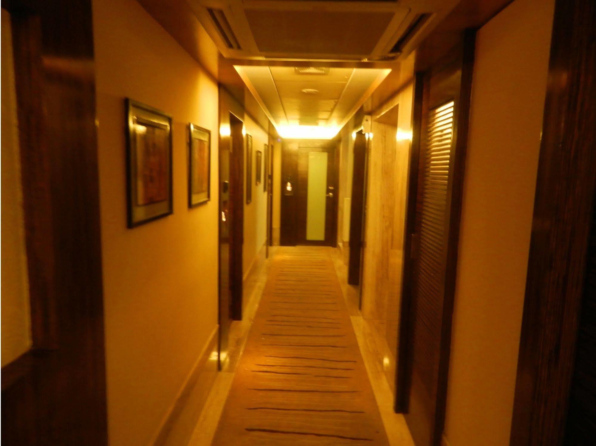 Hotel Bawa Continental Mumbai Eksteriør bilde